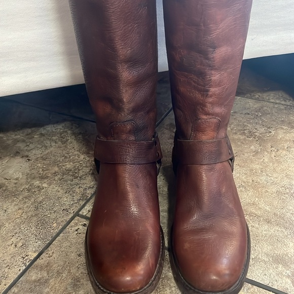 Vintage Frye Women’s Leather Boots Phillip Harness Tall Size 7 Cognac - Picture 12 of 13